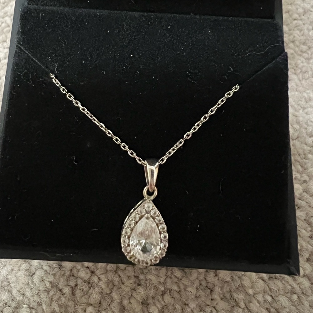 Kay Jewelers necklace